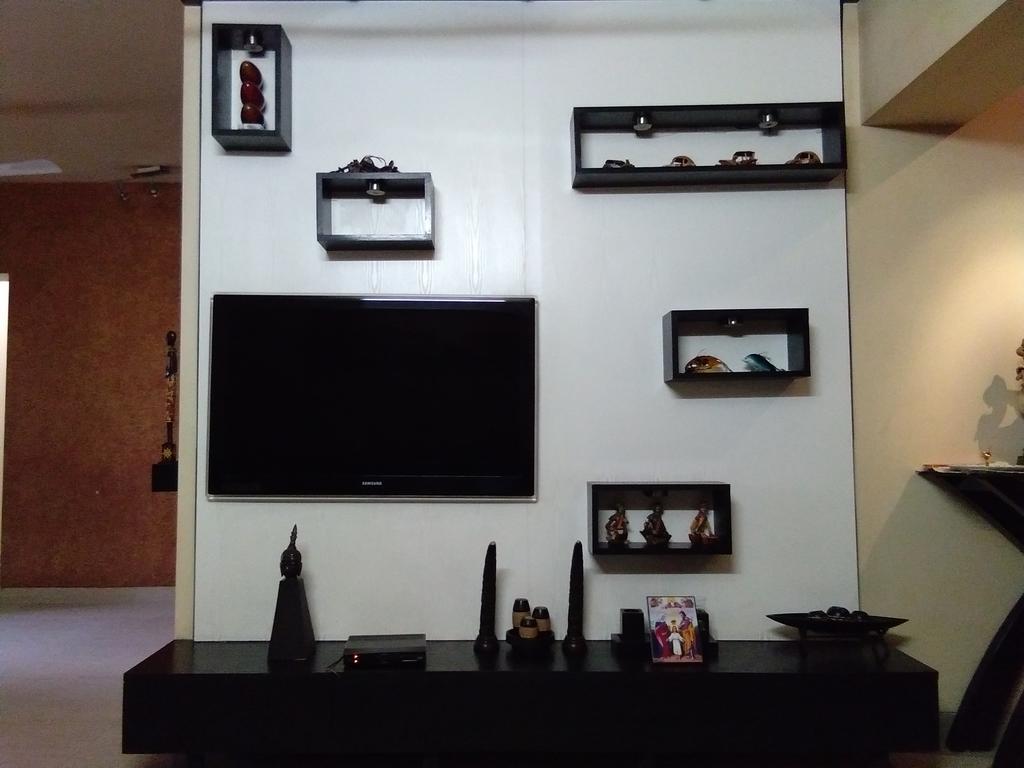 Np Hospitality Magarpatta City Guest house *